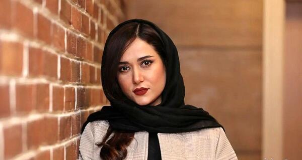 عکس بدون گریم پریناز ایزدیار
