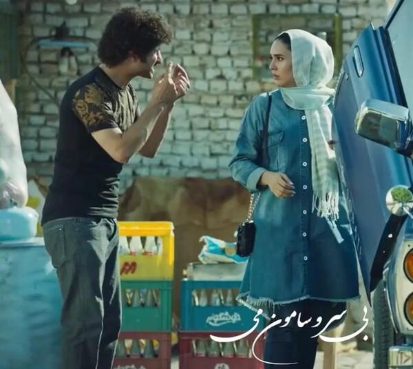 عکس کاملیا در نیسان آبی