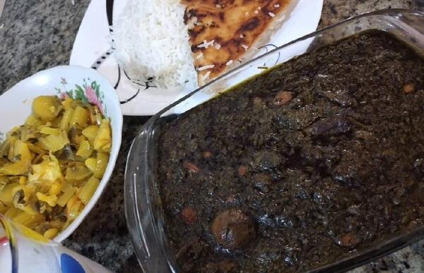عکس قورمه سبزی مامان پز