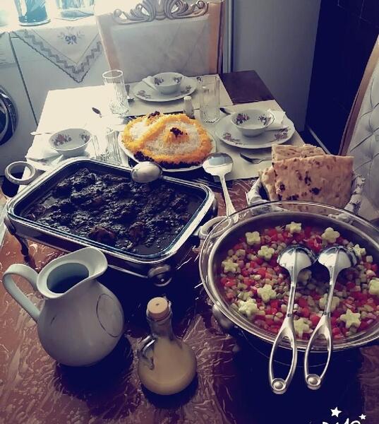عکس قورمه سبزی مامان پز