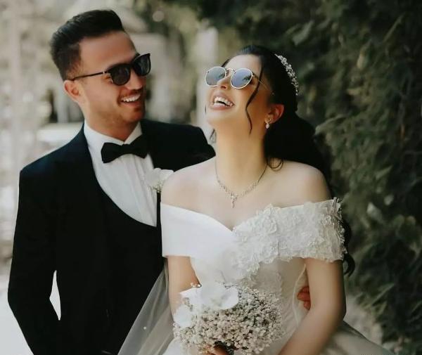 قاب عکس عروس و داماد لایه باز
