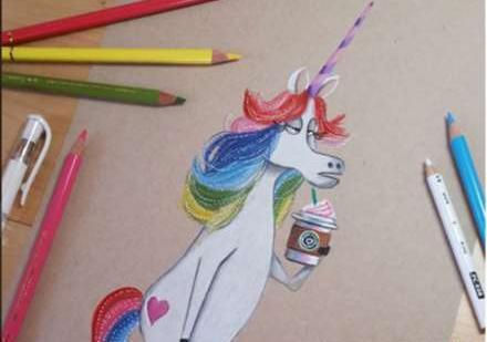 عکس نقاشی فانتزی با مداد رنگی