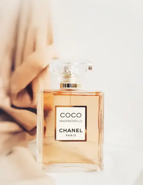 عکس عطر کوکو شنل