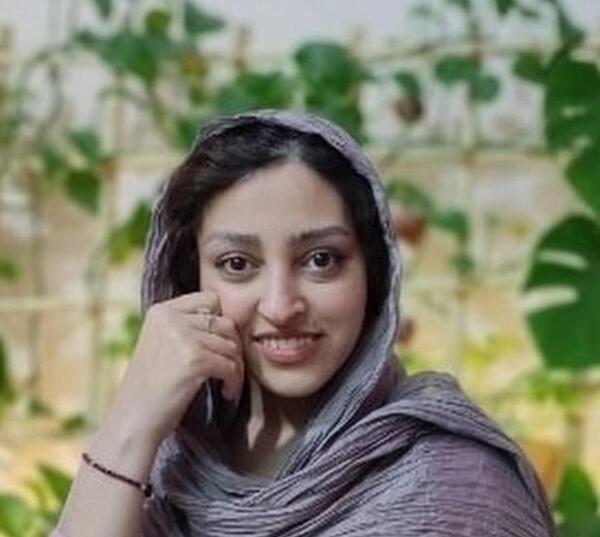 عکس فرشته سادات حسینی شاعر