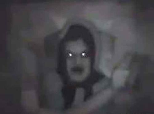 عکس جاده نفرین شده