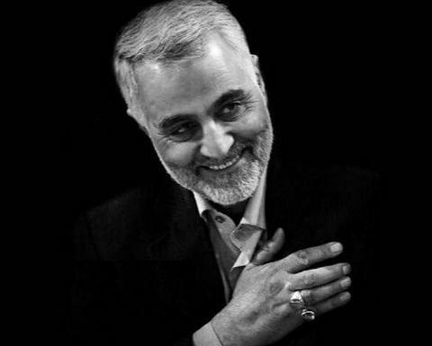عکس سردار سلیمانی با کلاه مشکی