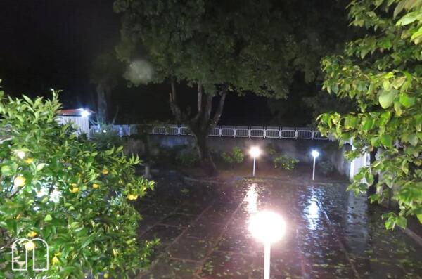 عکس ویلا شمال در شب