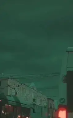 عکس قلب شکسته چسب زده