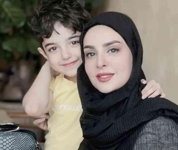 عکس مجری زن گوینده خبر