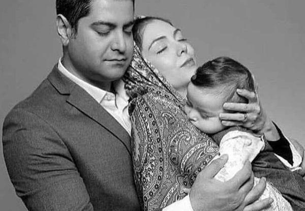 عکس شوهر آزاده نامداری در مراسم تشییع