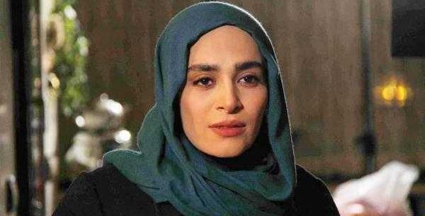 عکس لیلا اوتادی در سریال چرخ و فلک
