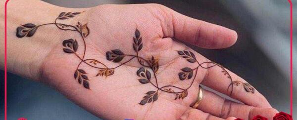 عکس تاتو روی دست با حنا