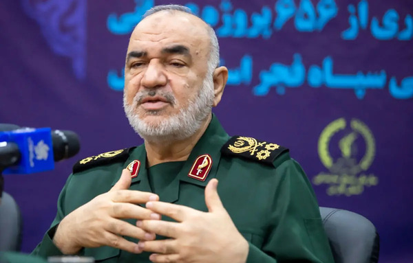 عکس سرلشکر سلامی