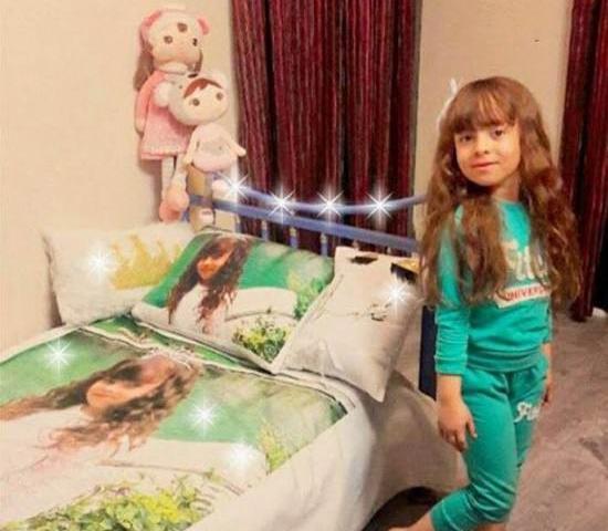 عکس مادر همراز اکبری