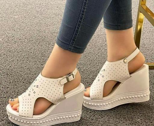 عکس صندل زنانه زیبا