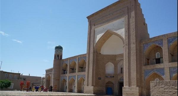 عکسی از پوریای ولی