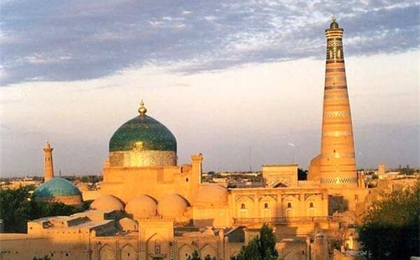 عکسی از پوریای ولی