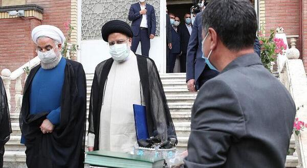 عکس خنده دار روحانی و رئیسی