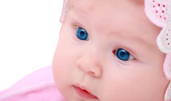 عکس نوزاد نود ساله