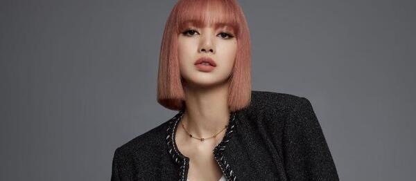 عکس لیدر گروه بلک پینک