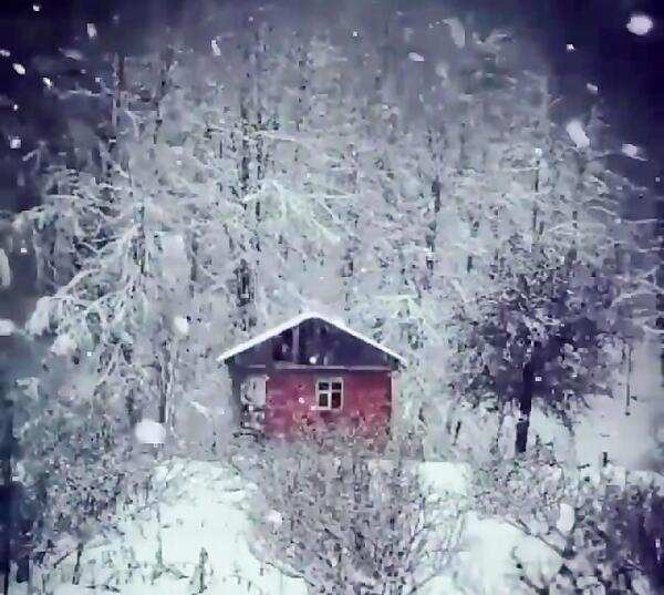 عکس برف خانه