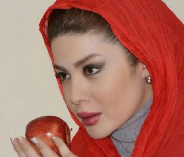عکس نوشته نازنین کریمی