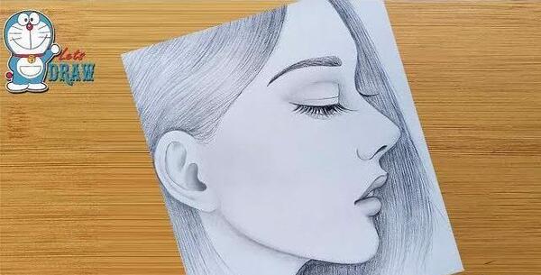 عکس نقاشی چهره نیم رخ