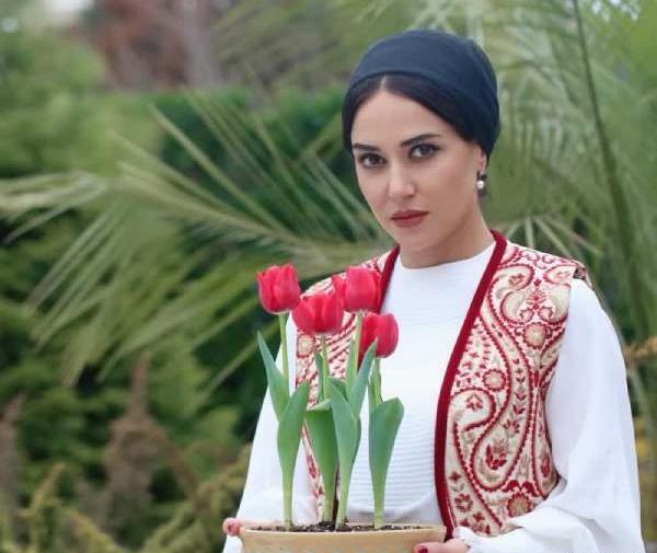 عکس خواهر پریناز ایزدیار