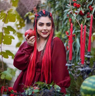 ژست عکس برای شب یلدا