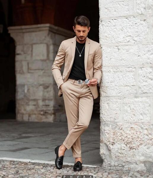 ژست عکس با کت و شلوار