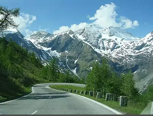 عکس جاده کوهستانی