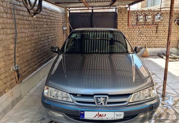 عکس پژو پارس خاکستری متالیک