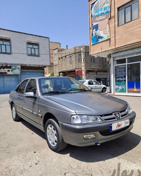 عکس پژو پارس خاکستری متالیک