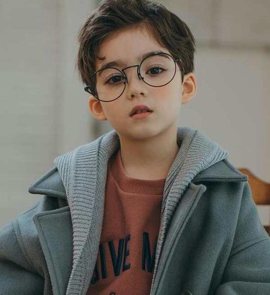 عکس پروفایل دخترونه اسپرت بچه گانه