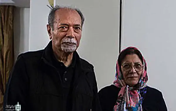 عکس علی نصیریان با همسرش