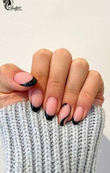 عکس مدل کاشت ناخن فرنچ مشکی