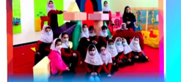 عکس شب یلدا در مهد کودک ها