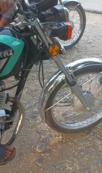 عکس موتور هوندا هفتاد