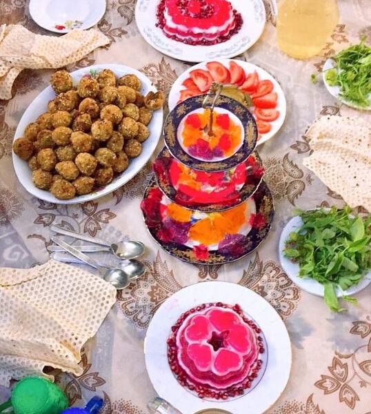 عکس سفره آش رشته