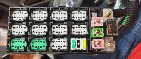 عکس اسلایم تو جعبه