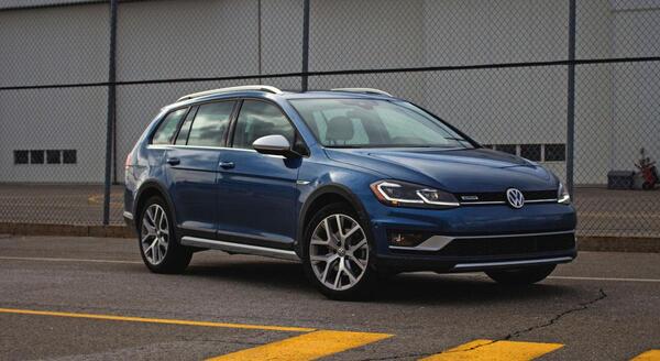 عکس ماشین volkswagen golf