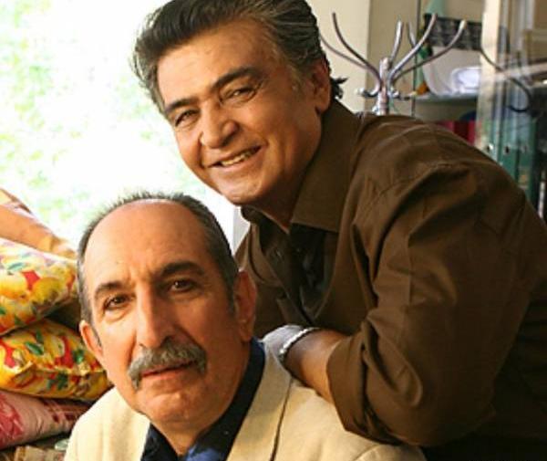 عکس فرهاد آئیش و فرزندش