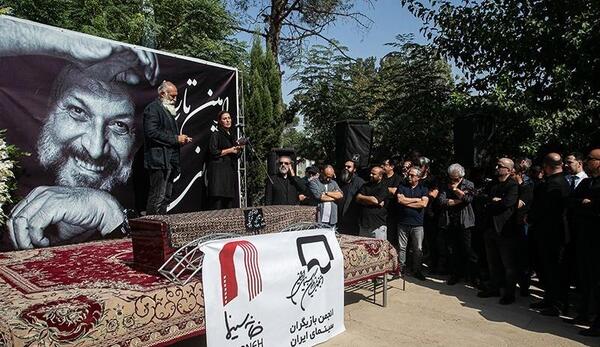 عکس فاطمه معتمد آریا و نارنجی