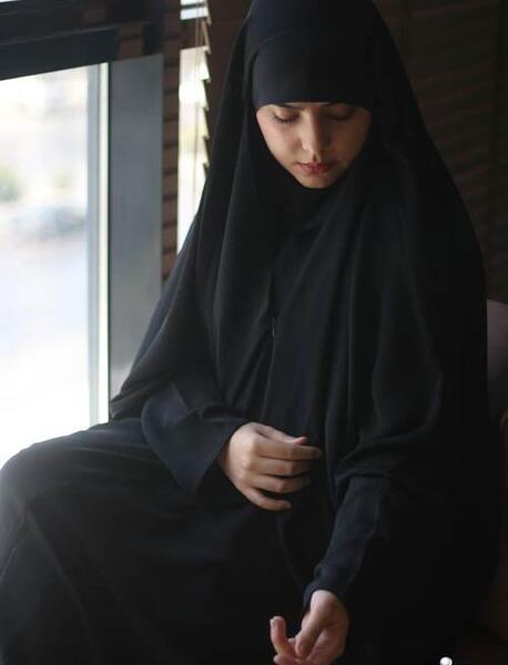 عکس چادر صدفی آستین دار