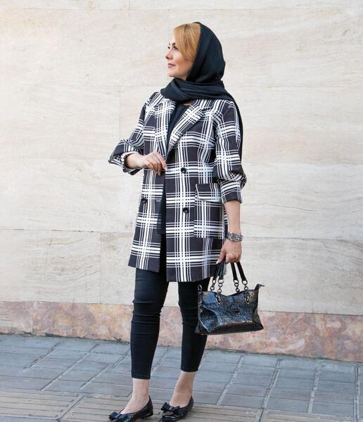 عکس سفید خط دار