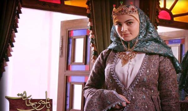 عکس آهو در بانوی عمارت