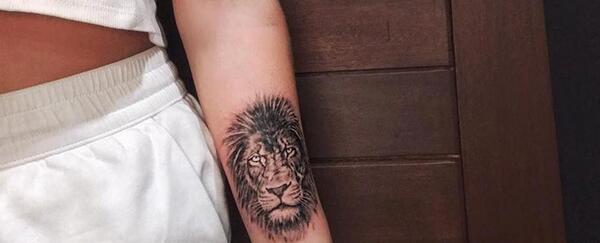 عکس تاتو روی دست شیر