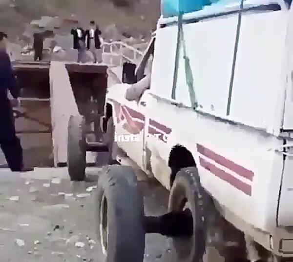 عکس نیسان شش چرخ