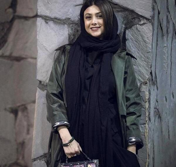 عکس بازیگر آزاده صمدی