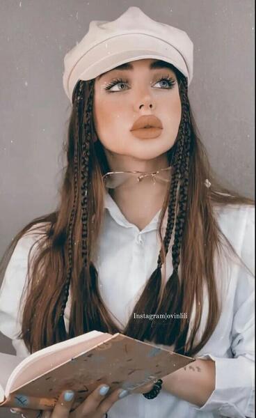 عکس نیکا فلاحی چند سال دارد